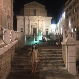 Meet your Posher, Danyelle